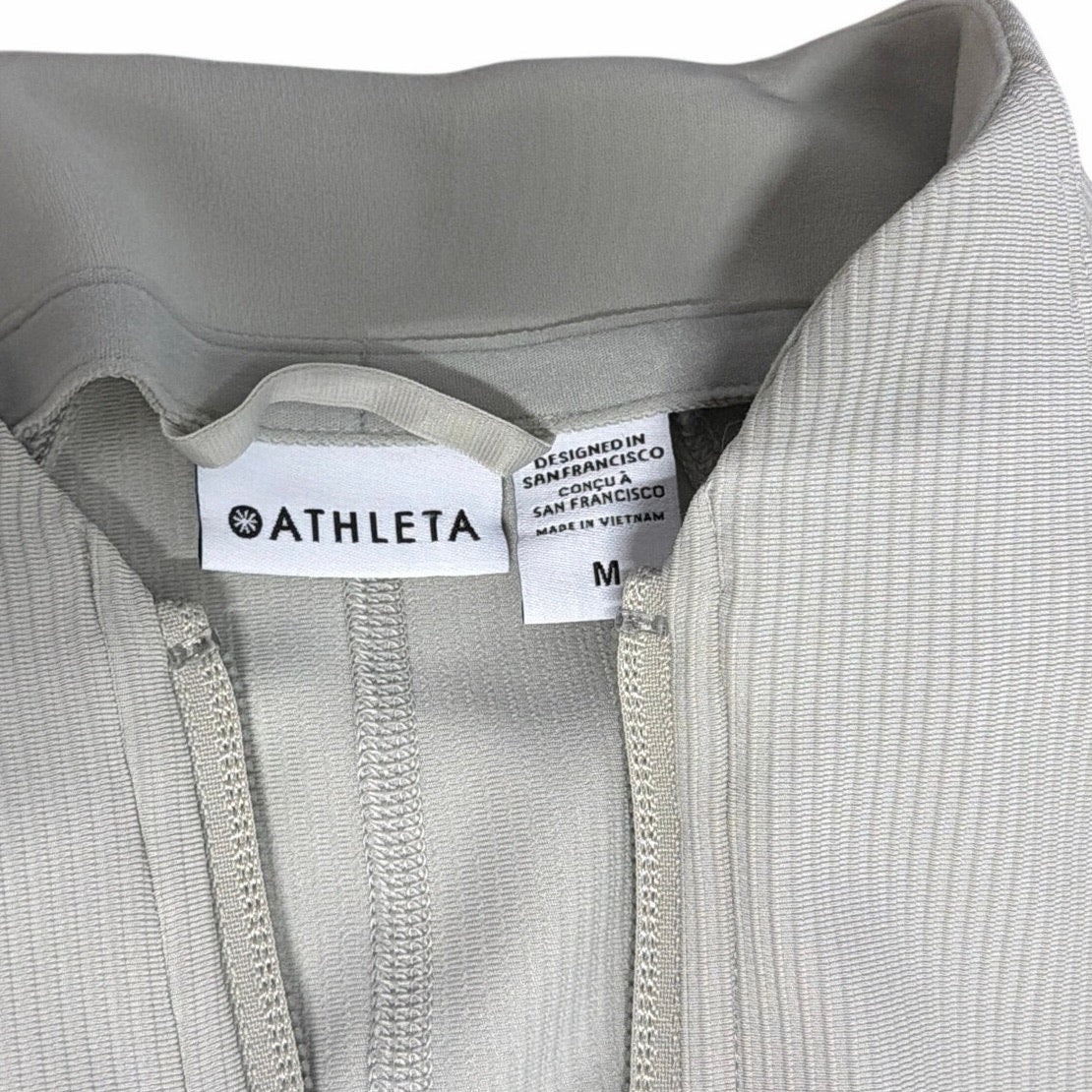 Athleta Salutation Jacket Beige Size M Full Zip Stretch Activewear