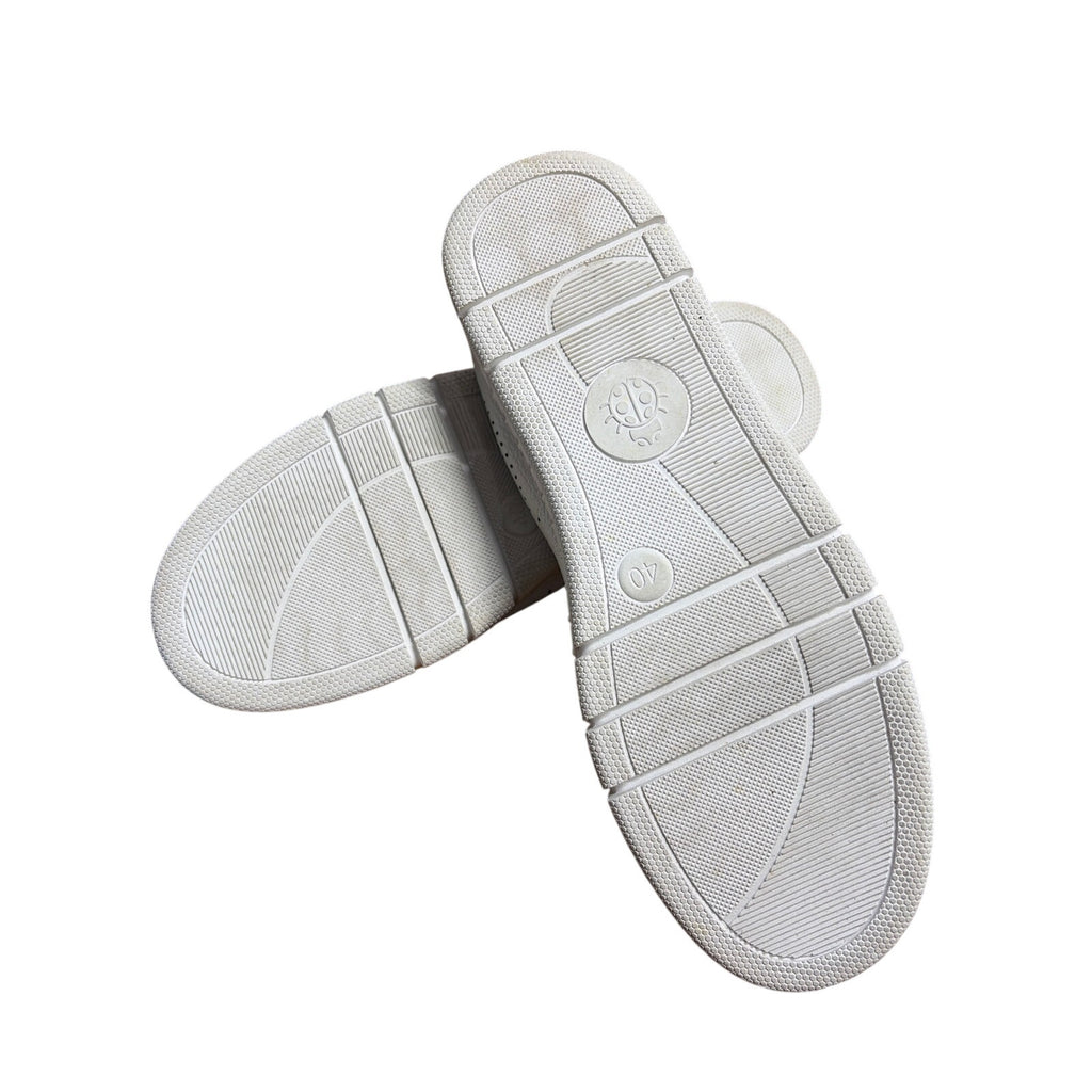 Yokohama White Leather Eyelet Sneakers Quiet Luxury Romantic EU 40